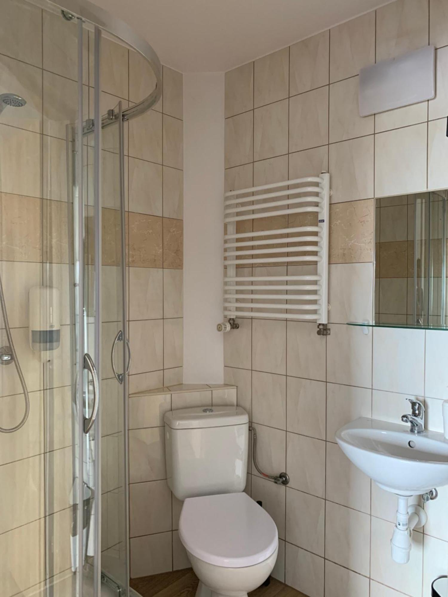 Premium Hostel & Bistro - Hostelpremium Pl Mielec Quarto foto