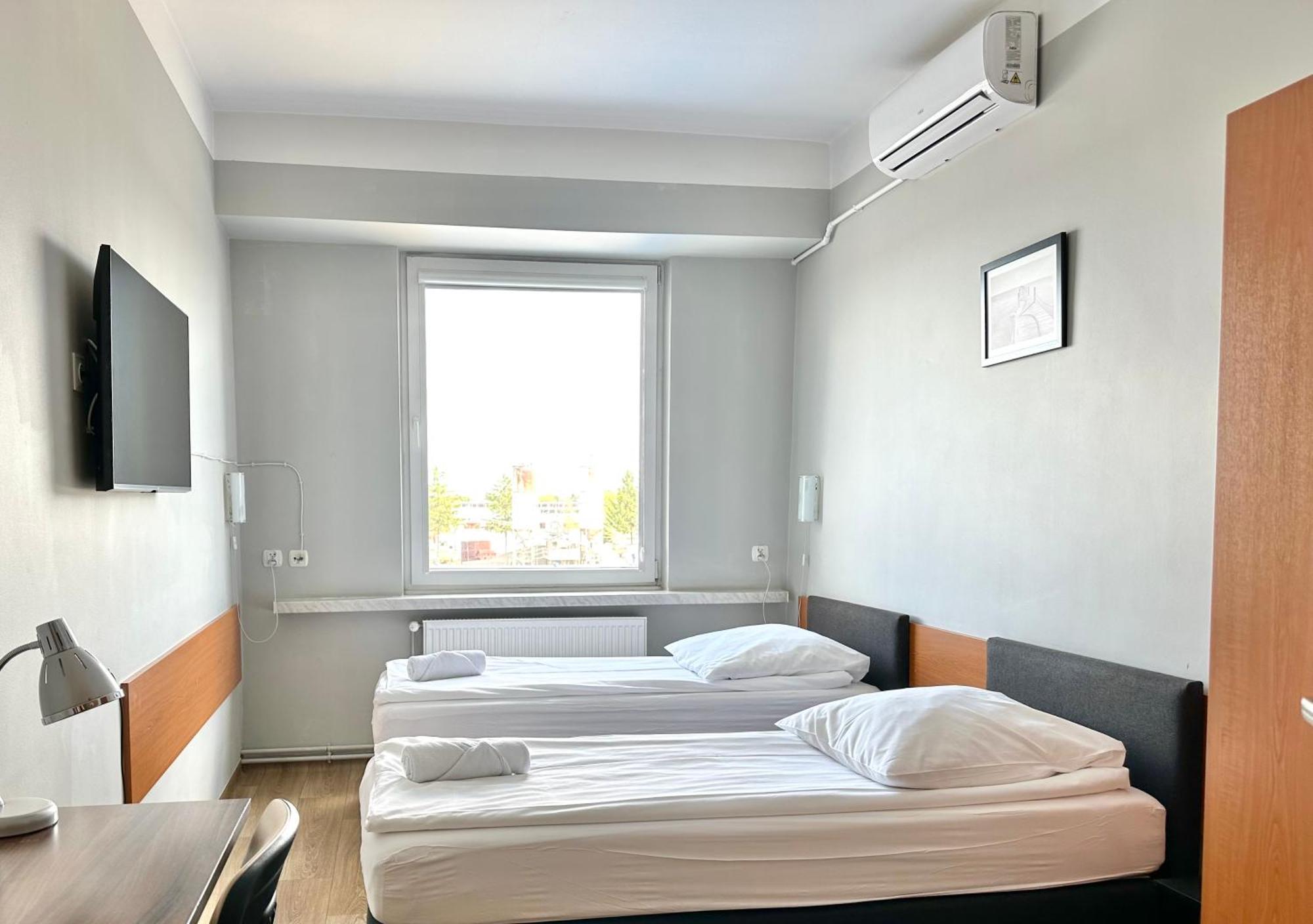 Premium Hostel & Bistro - Hostelpremium Pl Mielec Quarto foto