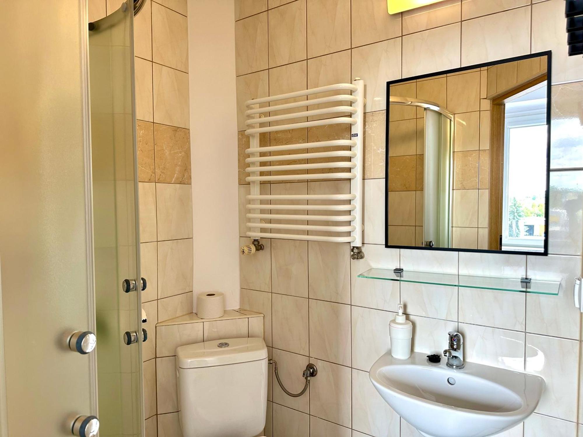 Premium Hostel & Bistro - Hostelpremium Pl Mielec Quarto foto